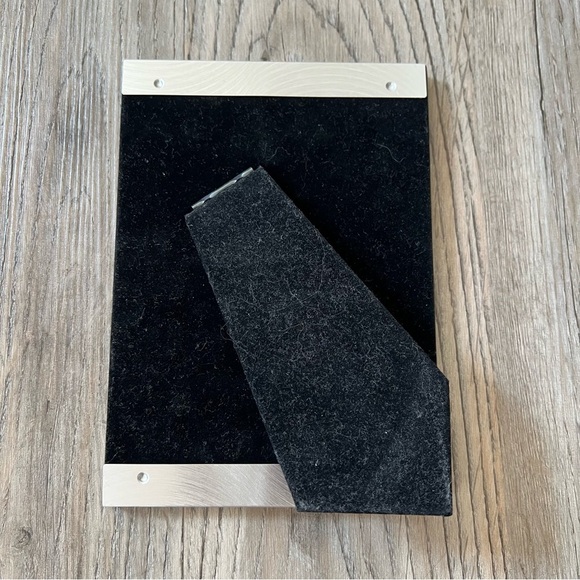 Stylish Silver Swirl Photo Frame - Picture 2 of 4